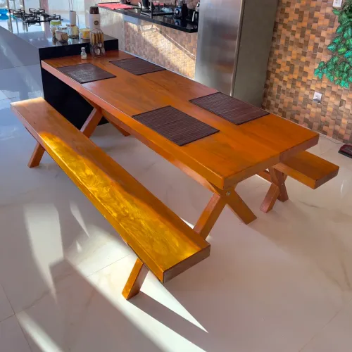 Conjunto Mesa em Madeira Maciça Jatobá com Bancos - tam 2.5m x 80cm