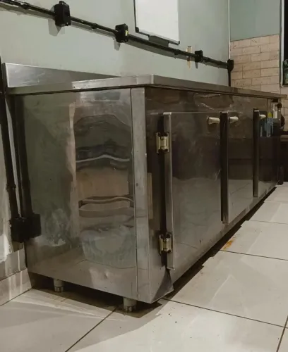 Refrigerador horizontal Gelopar 3 portas com bancada inoxidável...