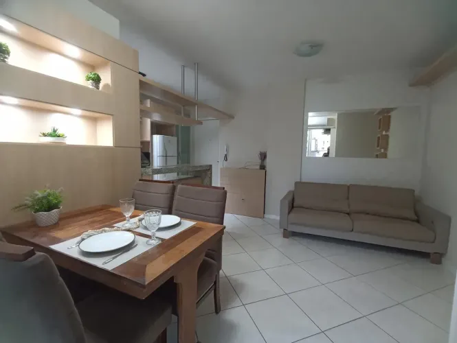 Apartamento para aluguel possui 65 metros quadrados com 2 quartos