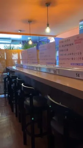 Esteira de Sushi Systembelt 6 Metros para 16 Lugares