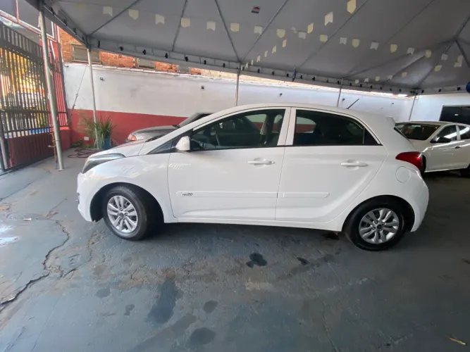 Hyundai HB20 Comf./c.plus/c.style 1.0 Flex 12V 2015