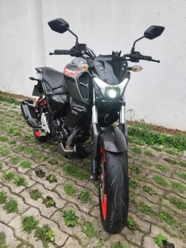 YAMAHA FZ15 FAZER 150 CC UNICO DONO (EA)