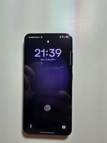 Samsung Galaxy S23 256GB com 8GB RAM e Tela 6,1? FHD+