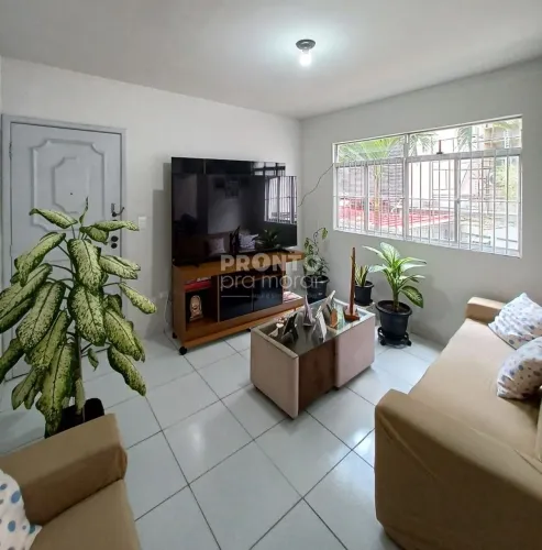 Apartamento com 3 quartos em Espinheiro