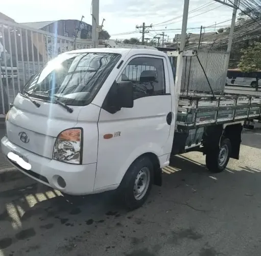 Hyundai HR 2.5 2010
