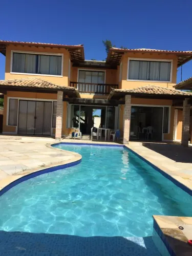Vendo Excelente Casa Duplex com 228 metros com 4 quartos,2 suítes,Enseada Azul,Buzios