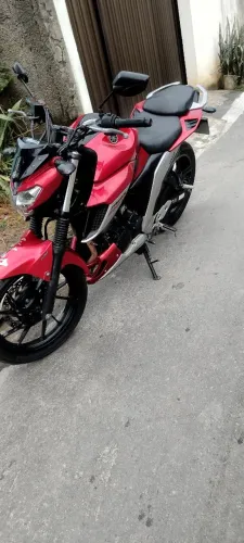 moto toda integra