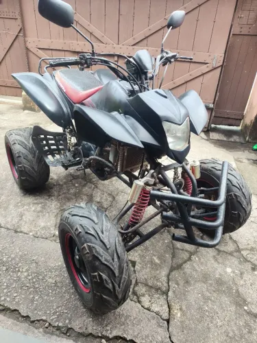 Quadriciclo bad Boy racing 200 cc