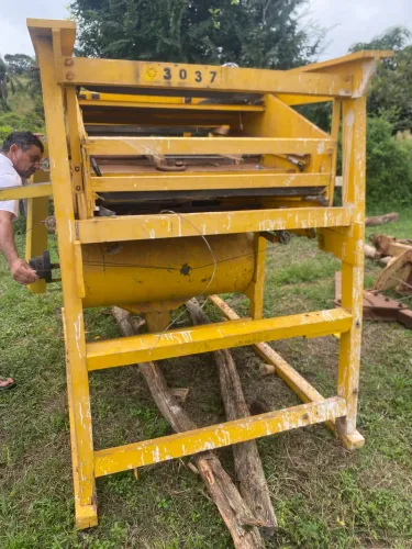 Máquina selecionadora de grãos