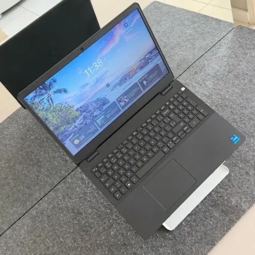 Notebook Dell Vostro i7 (11ª gen) | 8gb | SSD 256 | Tela 15.6