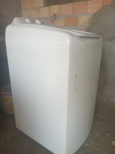 Vende se Maquina de lavar 12kg