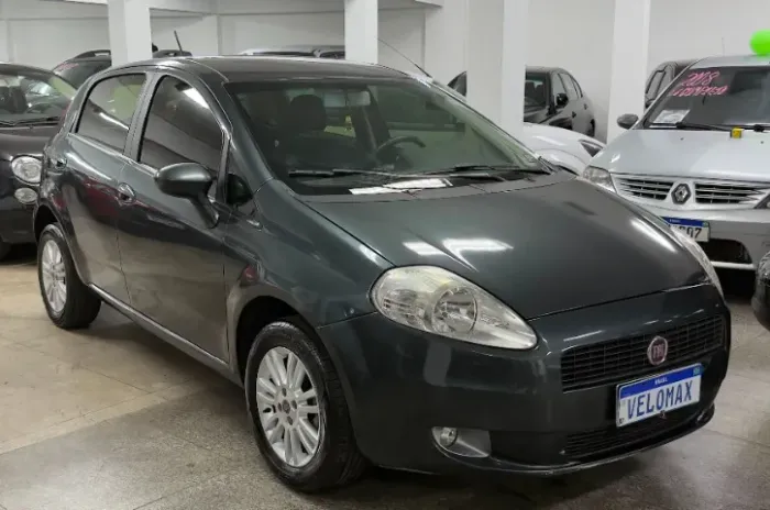 Fiat Punto Attractive 1.4 Fire Flex 8V 5P 2012