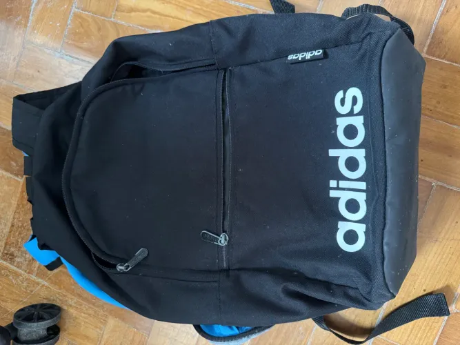 Mochila adidas original preta