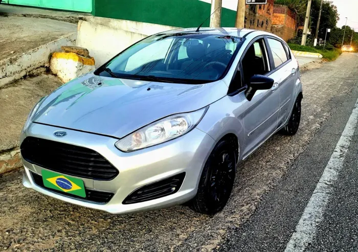 Ford Fiesta 1.5 16V Flex Mec. 5P 2014