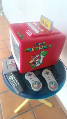 Tv/Snes Semp 10 polegadas com um Nintendo embutido