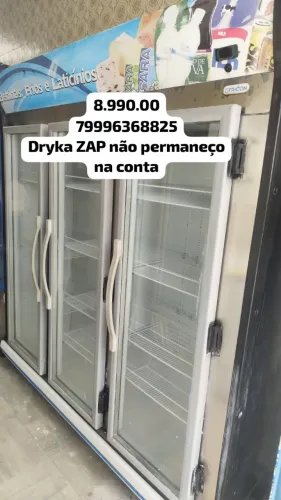 expositor tres portas auto serviço