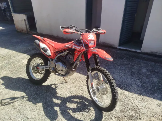 CRF 250 F único dono