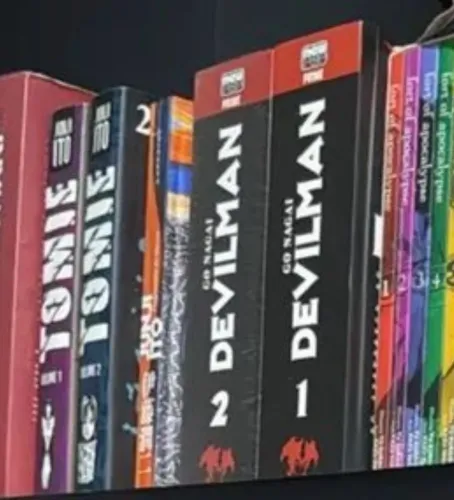 Devilman crybaby e a voz do silêncio ? Lote 6 mangás