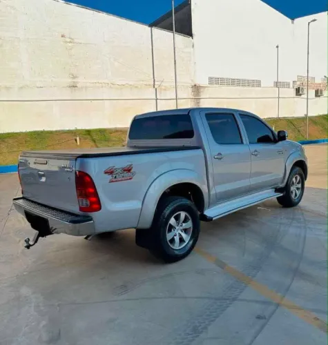 Toyota Hilux SW4 SRV 4X4 4.0 V6 24V Aut. 2010