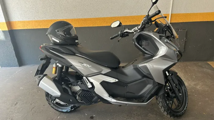 Honda ADV 160 Prata Metálica | 910 km | 2025/2026