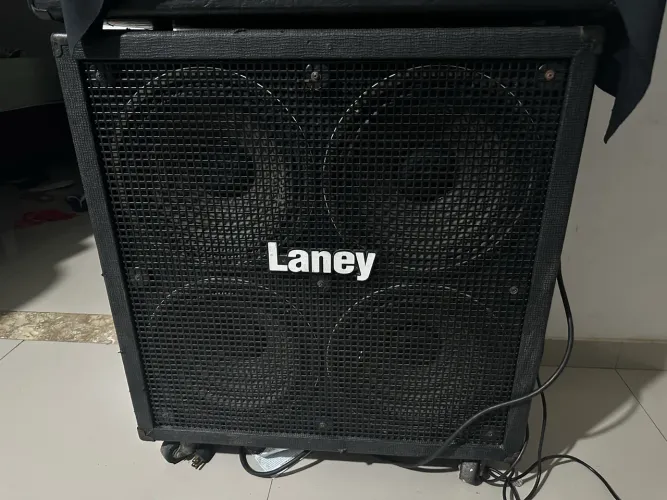 Caixa gabinete para guitarra laney 4x12 celestion seventy 80