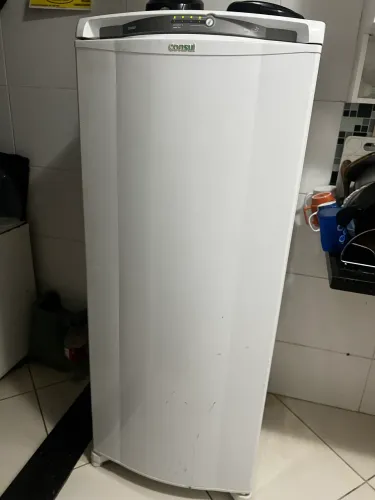 Vende-se Geladeira Consul usada