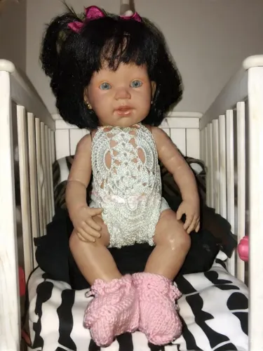 Boneca 45 cm emborrachada 