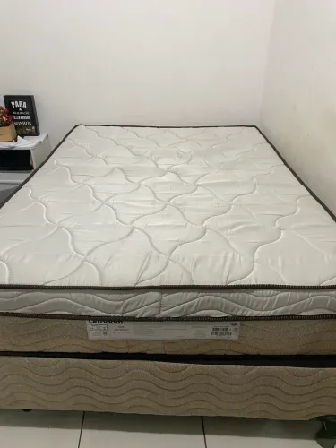 Cama casal box