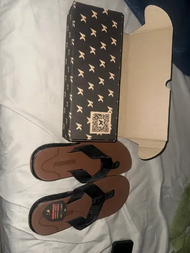 Chinelo kenner