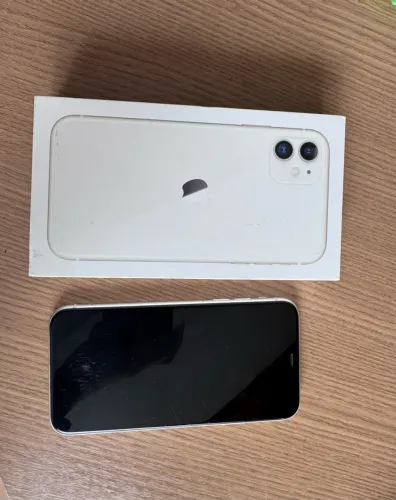 Vende-se IPhone 11 128g