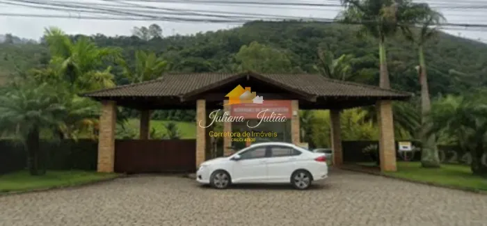 TERRENO COM 1.200M² EM CONDOMÍNIO FECHADO COM ÁREA DE LAZER, A VENDA EM TERESÓPOLIS, RJ
