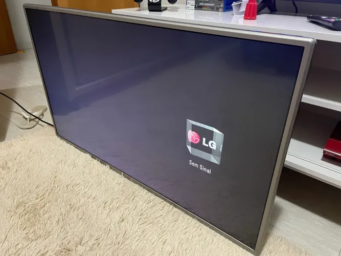 TV LG 42 polegadas - não é smart