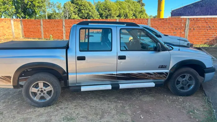 Chevrolet S10 Pick-up Rodeio 2.8 TDI 4X2 CD Dies. 2011