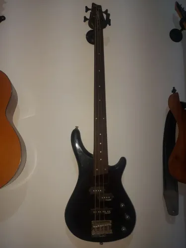 Baixo Condor Fretless 