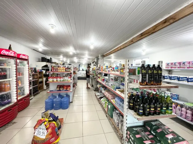 Vendo mercado completo mais moradia