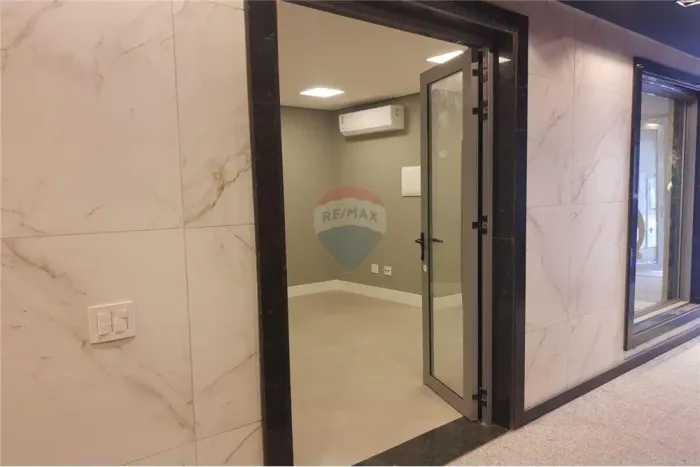 Sala para locação no centro de Vinhedo