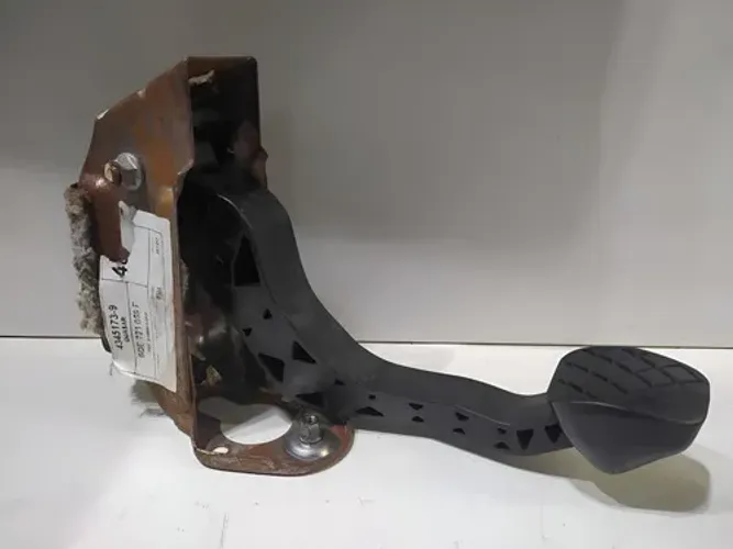 Pedal Embreagem Volkswagen Gol 1.0 2011 6qe721059f