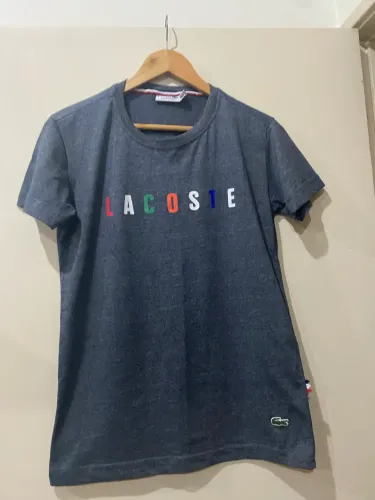 Camiseta Lacoste tamanho P