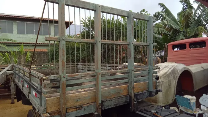 Vendo carroceria de caminhão 3/4