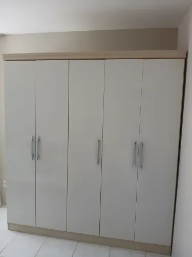 Vendo guarda roupas
