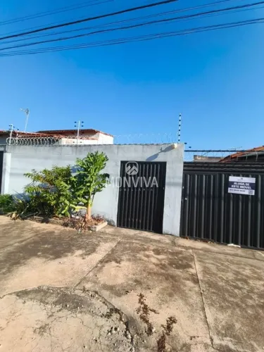 Casa com 3 dormitórios para alugar, 130 m² por R$ 4.000,00/mês - Plano Diretor Sul - Palma