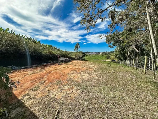 Terreno à venda, 1197 m² por R$ 590.000 - Itacolomi - Balneário Piçarras/Santa Catarina