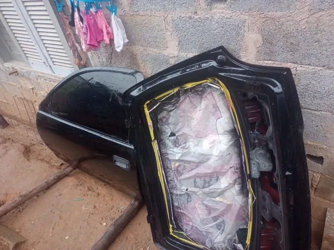 Tanpa de porta mala e porta corsa wind 95