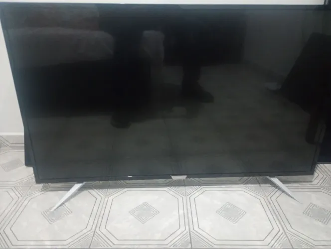 Tv Philips 50 polegadas tela quebrada