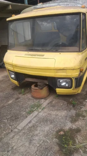 CABINE MERCEDES 608 D