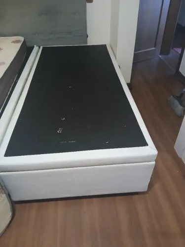 Cama box