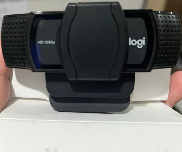 C920s PRO HD WEBCAM Full HD 1080p video calls + privacy vidéo Full HD 1080p microfone