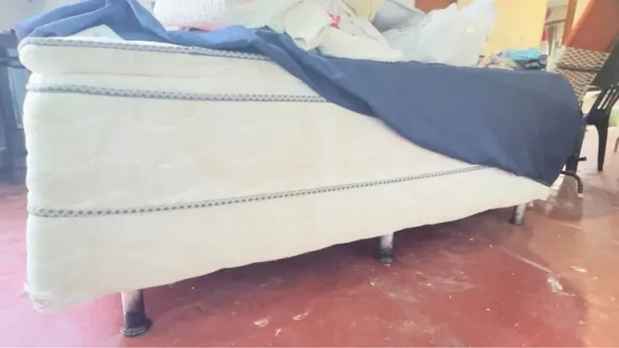 VENDE-SE - CAMA BOX CONJUGADA PELMEX DA AMAZÔNIA