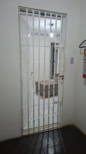 GRADE PARA PORTA