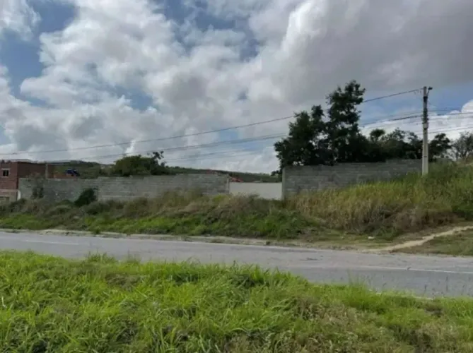 Terreno 3.590m² (direitos) em Caruaru/PE